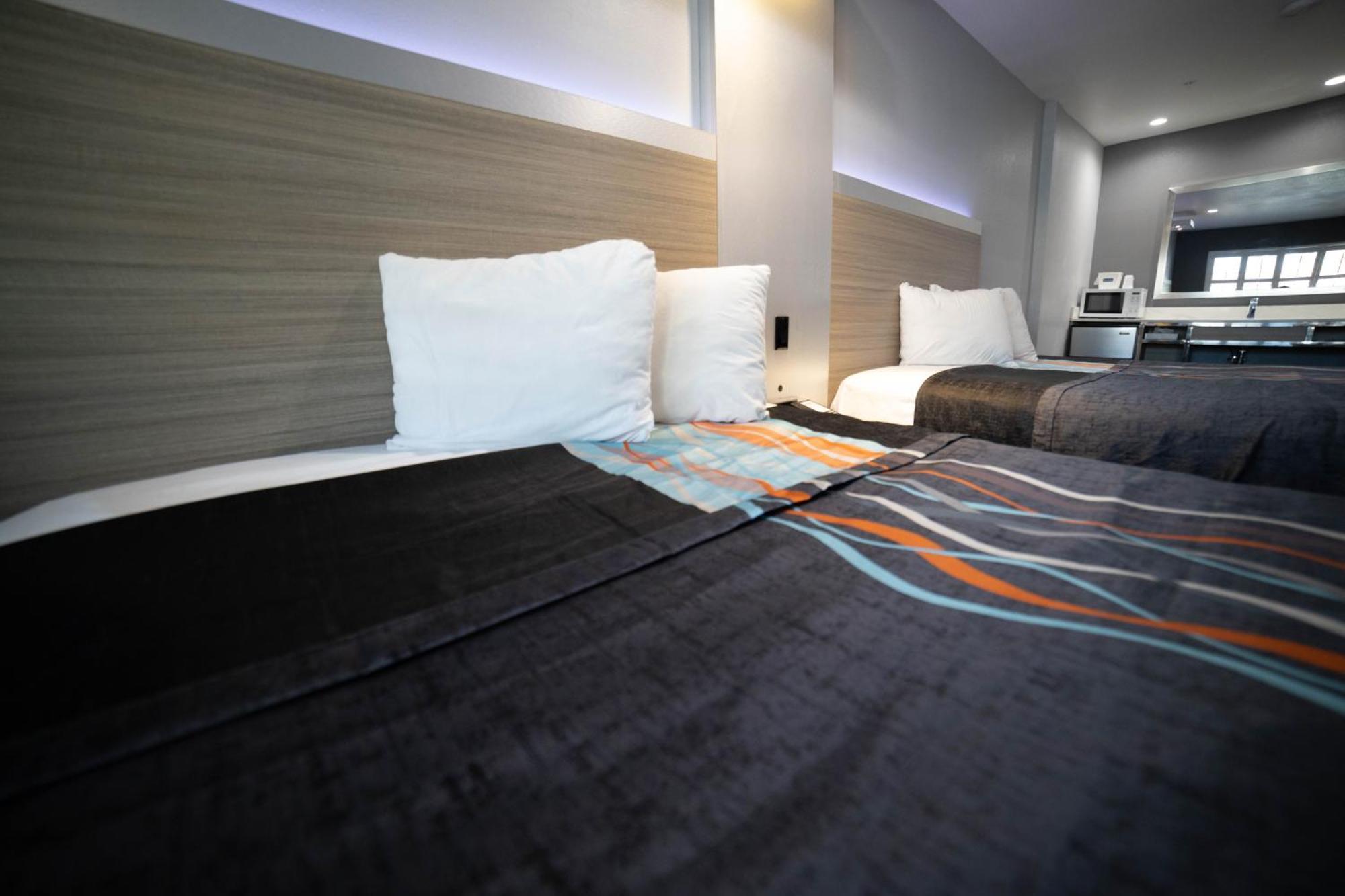 Travelodge By Wyndham Whittier Exteriér fotografie