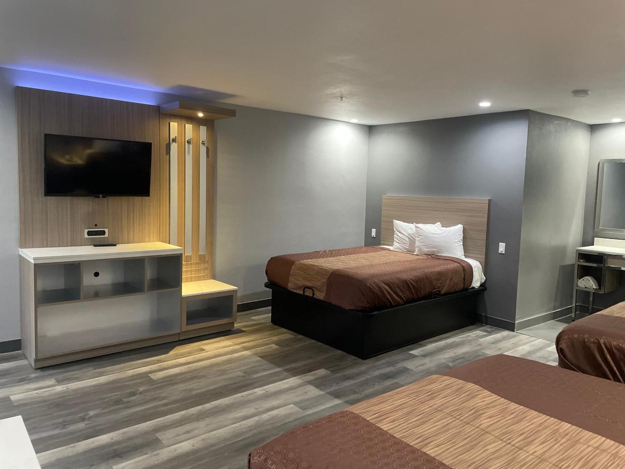 Travelodge By Wyndham Whittier Exteriér fotografie